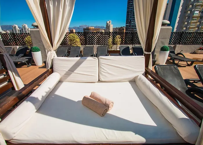 Magic Aqua Rock Gardens Hotel Benidorm