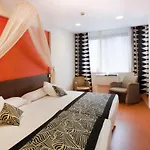 Hotel Magic Aqua Rock Gardens 4*