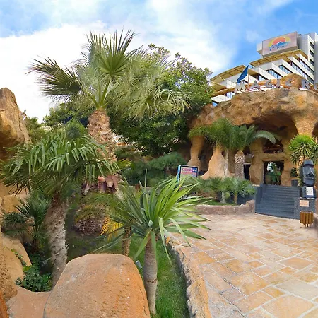 מלון Magic Aqua Rock Gardens בנידורם