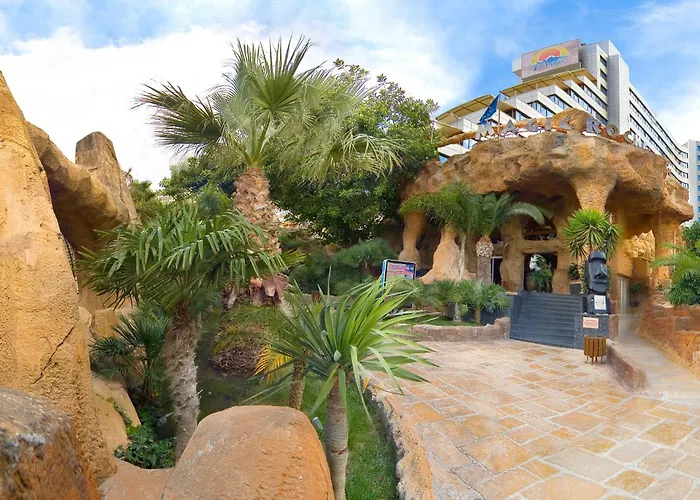 Отель Magic Aqua Rock Gardens
