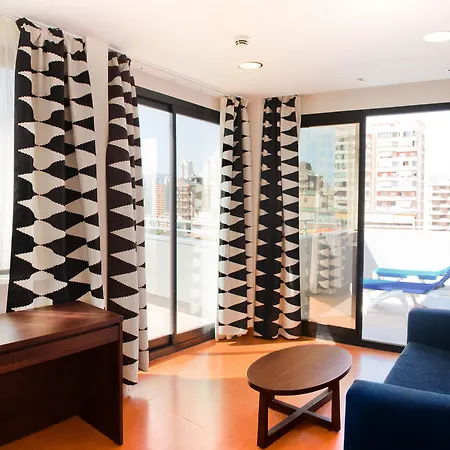 מלון Magic Aqua Rock Gardens 4*